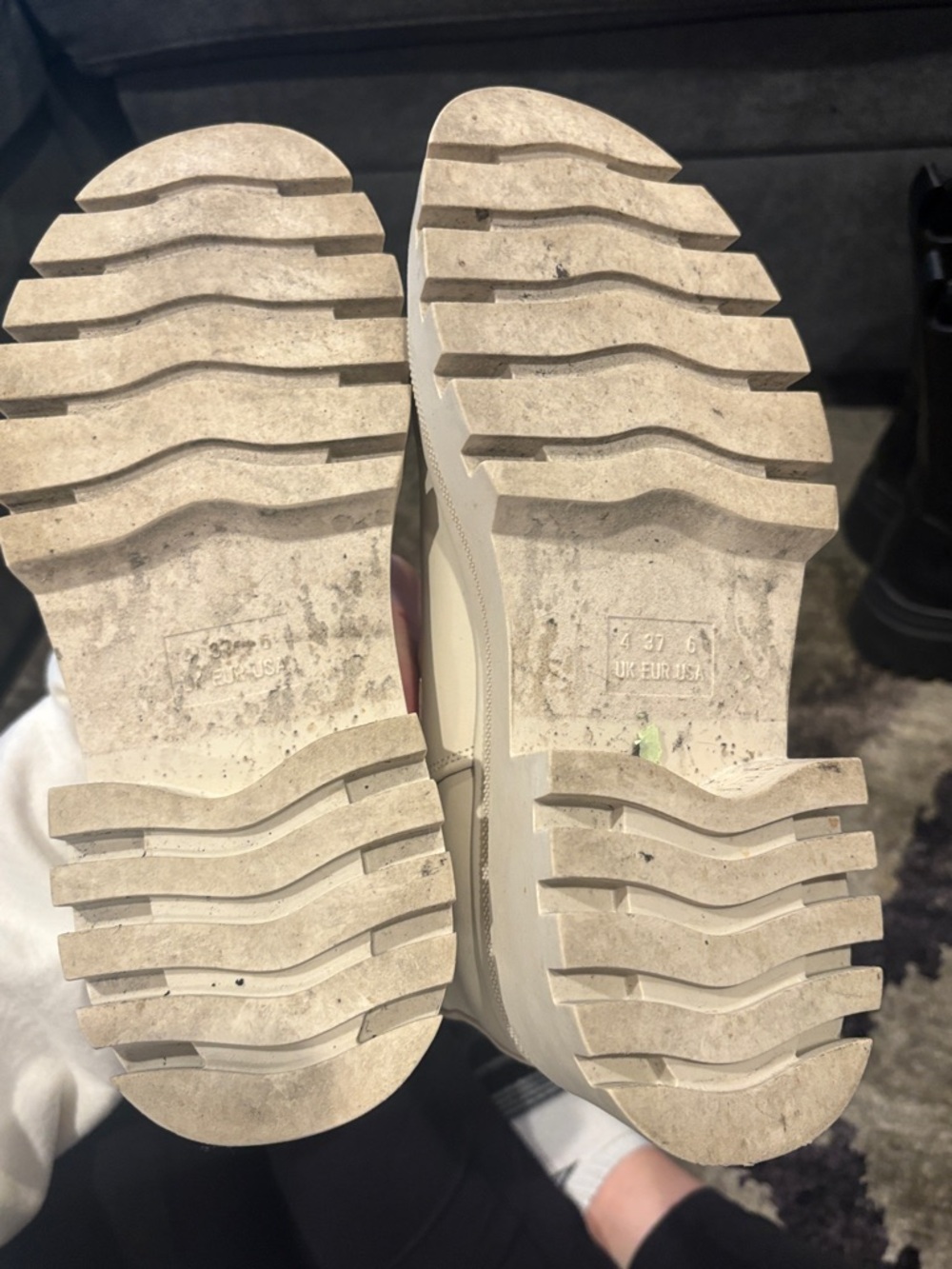 Primark Platform Chelsea Lug-Sole Boot in Cream size 6 used - Picture 8 of 13